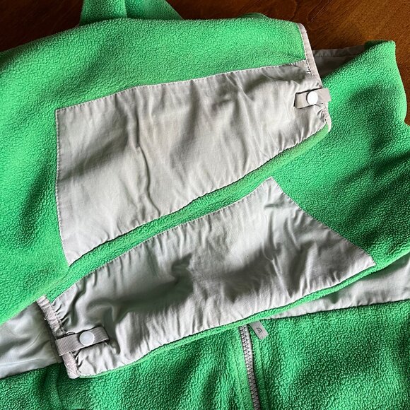 The North Face green fleece jacket L 12 - Picture 8 of 12